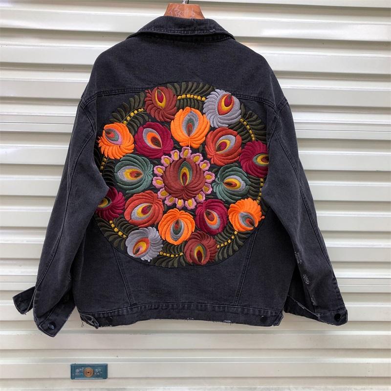 New Levi's Jean Jacket Upcycled with vintage Flora | Nuuly Thrift
