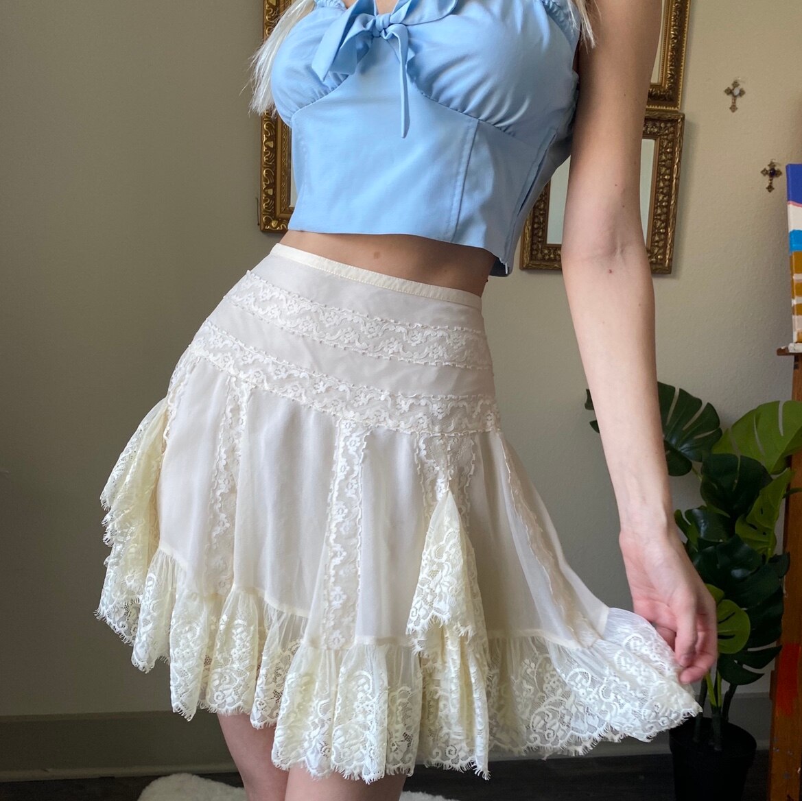 Fairycore Aesthetic White Lace Ruffles Mini Skirt